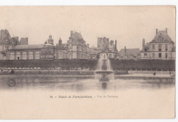 Fontainebleau - Palais - Vue Du Parterre - Fontainebleau