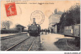 CAR-ABAP2-28-0199 - LA BAZOCHE-GOUET - La Gare - Arrivée D'un Train - Andere & Zonder Classificatie