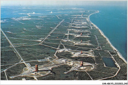 CAR-ABCP3-0205 - AVIATION - JOHN F-KENNEDY SPACE CENTER - N-A-S-A - OVERALL AERIAL VIEW OF MISSILE ROW LOOKING NORTH - Aviateurs