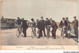 CAR-ABCP7-0585 - CYCLISME - TOM LINTON - BOUHOURS - HURET - ROBI - DEPART D'UNE COURSE DE DEMI FOND - Wielrennen