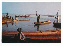 CPSM 10.5 X 15  Tchad  FORT-LAMY Pirogues Sur Le Chari (photo J. Gabin) - Tsjaad