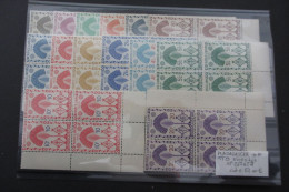 MADAGASCAR N°265 à 278 EN BLOCS DE 4 BDF NEUF** TTB COTE 52 EUROS  VOIR SCANS - Unused Stamps