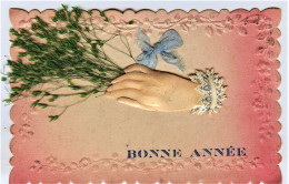 2378 -  CARTE POSTALE ANCIENNE - BONNE  ANNEE  -   MAIN ARTICULEE - DENTELLES - FLEURS....NOEUD TISSUS - Embroidered