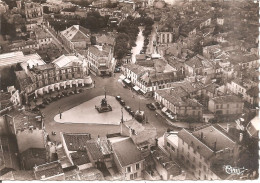 COGNAC (16) Vue Aérienne De La Place François 1er  CPSM  GF - Cognac