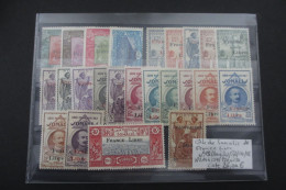 COTE DES SOMALIS LOT FRANCE LIBRE NEUF* COTE 86 EUROS  VOIR SCANS - Unused Stamps