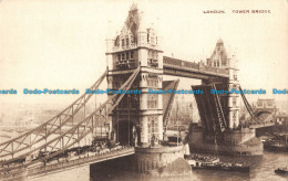 R095315 London. Tower Bridge. Savoy - Autres & Non Classés