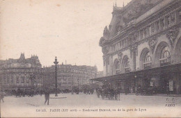 La Gare De Lyon : Vue Extérieure - Métro Parisien, Gares