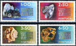 PORTUGAL 1971 - Congrès De Géologie - Minéraux - 4 V. - Minerals