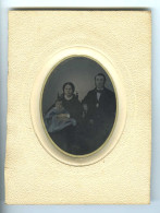 FAMILLE Vers 1860 AMBROTYPE COLORIÉ - Ancianas (antes De 1900)