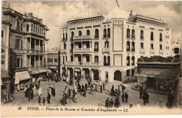 CPA AK Tunis Place De La Bourse Et Consulat D'Angleterre TUNISIA (1404931) - Túnez