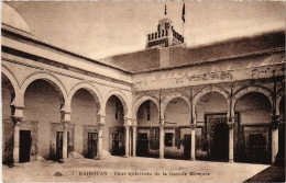 CPA AK Kairouan Cour Interieure De La Grande Mosquee TUNISIA (1404840) - Tunesien