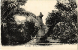 CPA AK Bizerte Square Et La Statue De Massieault TUNISIA (1405408) - Tunisia