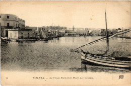 CPA AK Bizerte Le Vieux Port Et La Place Des Consuls TUNISIA (1405337) - Tunesien