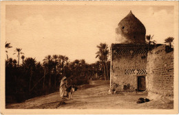 CPA AK Tozeur Un Marabout TUNISIA (1405310) - Tunisia