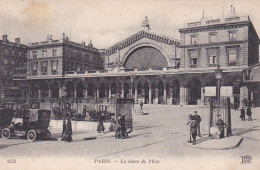 La Gare De L' Est : Vue Extérieure - Metropolitana, Stazioni