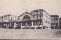 La Gare De L' Est : Vue Extérieure - Metropolitana, Stazioni