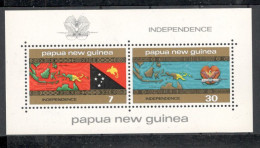 PAPUA NEW GUINEA....1975 :   Michel Block 1papuamnh** - Papouasie-Nouvelle-Guinée