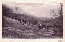 03 - Allier - GLOZEL-  - Ruines Du Château De Montgilbert  - Le Champ Des Morts -  Spectateurs Devant Les Fouilles - Andere & Zonder Classificatie