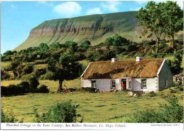 Thatched Cottage In The Yeats Country, Ben Bulbon Mountain. - Sligo