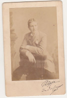 Ancienne Photographie Collée Sur Un Carton épais / Jeune Homme Identifié - Identified Persons