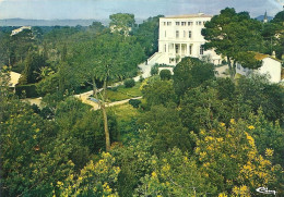 *CPM - 83 - SAINT RAPHAËL - Maison De Vacances Les Messugues - Saint-Raphaël