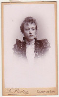 Ancienne Photographie CDV - Jeu,e Femme En Nuage / L. Bertin, ENGHIEN-LES-BAINS - Anciennes (Av. 1900)