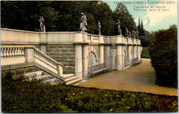 RUSSIE - TZARSKOE SELO - Terrasse Dans Le Parc  - Russia