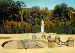 60 - Compiègne - Clairière De L'Armistice Et Statue Du Maréchal Foch - Compiegne