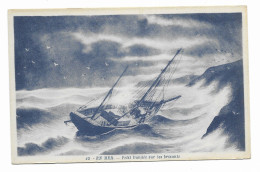 CPA RARE - En Mer - Petit Dundée Sur Les Brisants - Edit. G. Artaud - - Sailing Vessels