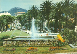 *CPM - 83 - HYERES - Les Jardins De La Place Théodore Lefèvre - Hyeres