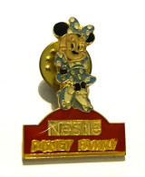 PINS Arthus Bertrand MINI Nestle Disney Family   / 33NAT - Arthus Bertrand