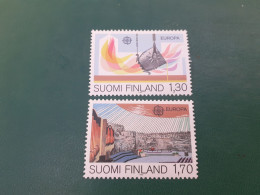 TIMBRES  FINLANDE    ANNEE  1983    N  890  /  891        NEUFS  LUXE** - Unused Stamps