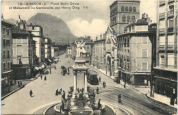 Grenoble - Place Notre Dame - Grenoble