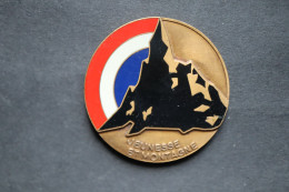 Médaille Ancienne Jeunesse Et Montagne Chantier De Jeunesse - 1939-45