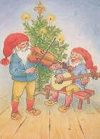WEIHNACHTSMANN SANTA CLAUS WEIHNACHTSFERIEN Vintage Postkarte CPSM #PAK072.DE - Santa Claus