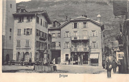 Suisse - Brigue-Glis (VS) Centre Ville - Fontaine Chavez - Cafe Commerce - Ed. H. Guggenheim 9637 - Brigue-Glis 