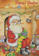 PÈRE NOËL NOËL Fêtes Voeux Vintage Carte Postale CPSM #PAK149.FR - Santa Claus