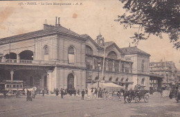 La Gare Montparnasse : Vue Extérieure - Métro Parisien, Gares