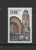 FINLANDE 1963 TRAINS-GARE D'HELSINKI YVERT N°663 NEUF MNH** - Treni