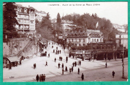 LAUSANNE - PLACE DE LA GARE ET PETIT CHENE - Lausanne