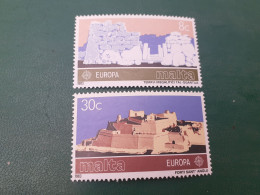 TIMBRES  MALTE  ANNEE  1983    N  668  /  669        NEUFS  LUXE** - Malte