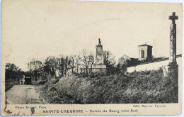 C. P. A. : 17 : SAINTE LHEURINE : Entrée Du Bourg, Côté Sud, Voiture , En 1946 - Autres & Non Classés