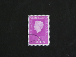 PAYS BAS NEDERLAND YT 953a OBLITERE - REINE JULIANA - Usati