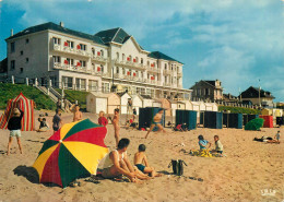 JULLOUVILLE . Le Casino Et La Plage - Otros & Sin Clasificación