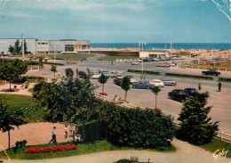 OUISTREHAM RIVA BELLA . Le Casino Et Les Jardins - Ouistreham