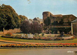 SAINTE SUZANNE . La Place - Sainte Suzanne