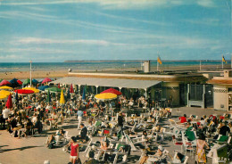 DEAUVILLE . Le Bar De La Mer Et La Plage. - Deauville