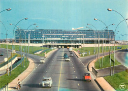 AEROPORT DE PARIS ORLY . L'Aérogare - Orly