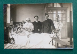 CARTE PHOTO 1919 Hopital Militaire Villemin Couvent Des Recollets PARIS 10e - Autres & Non Classés