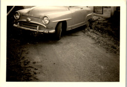 Photographie Photo Vintage Snapshot Amateur Automobile Voiture Auto Simca - Automobiles